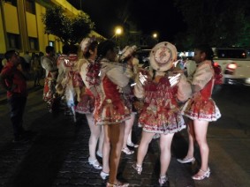 Cafayate, danses pour une procession religieuse