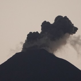 Antigua - Vue sur le volcan Fuego